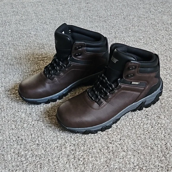NWOB Khombu Faux Leather Top Tactical Boots.
